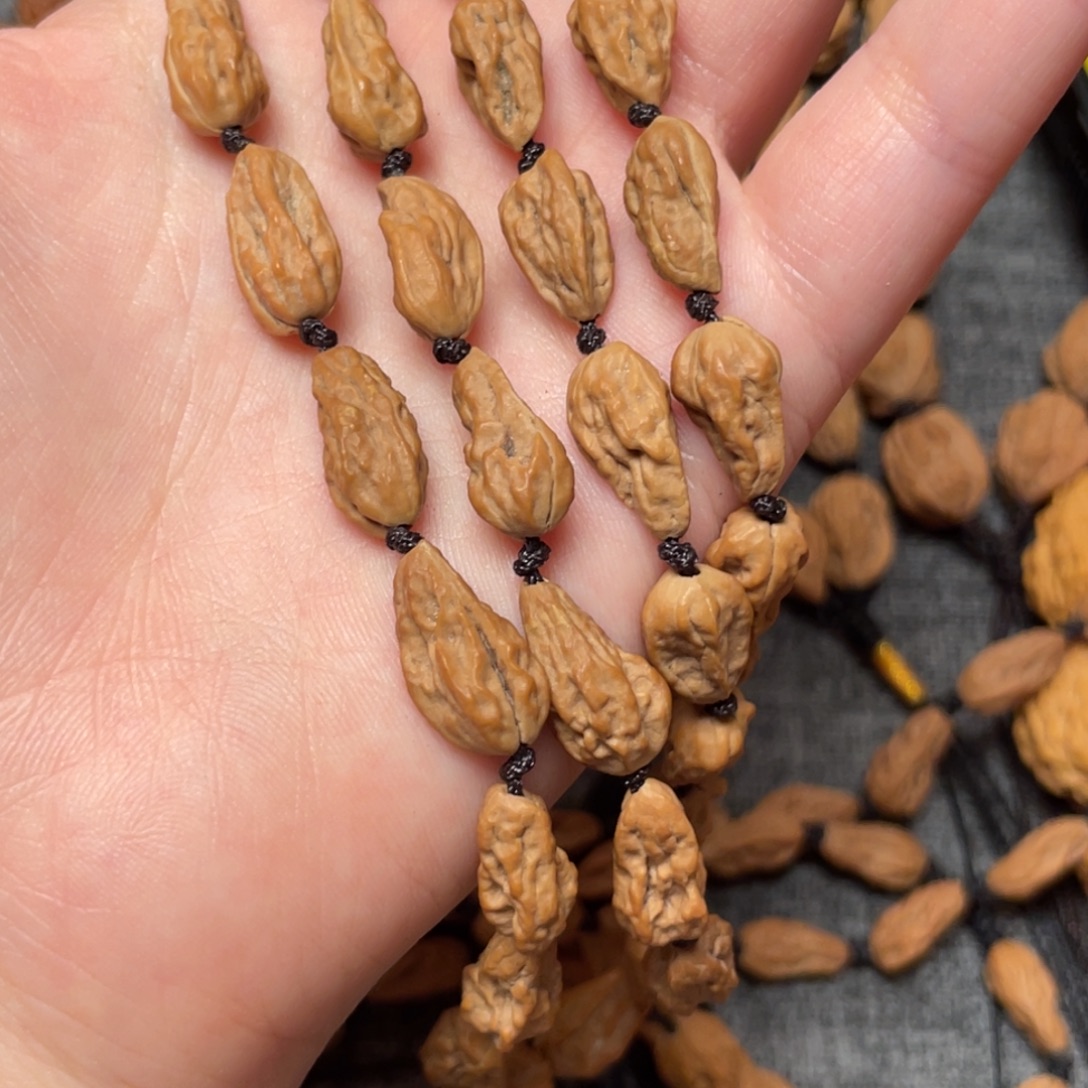 @***水文玩核桃吊坠蛤蟆