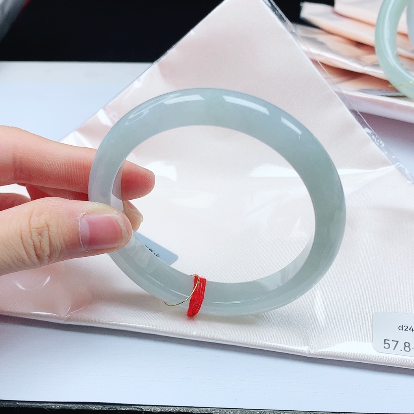 【闪购商品】翡翠手镯未镶嵌天然缅甸a货手镯57+