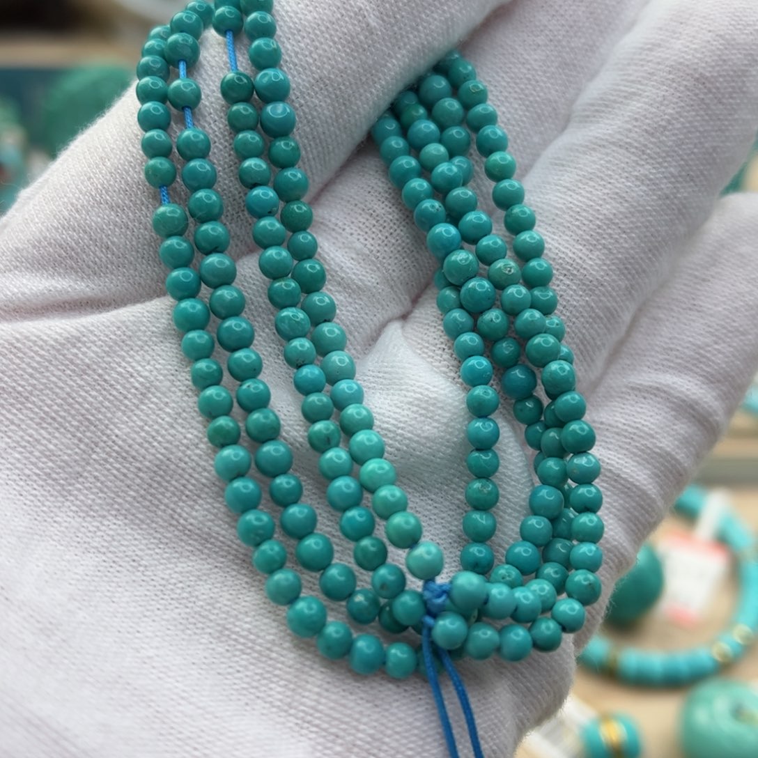 绿松石配饰未镶嵌