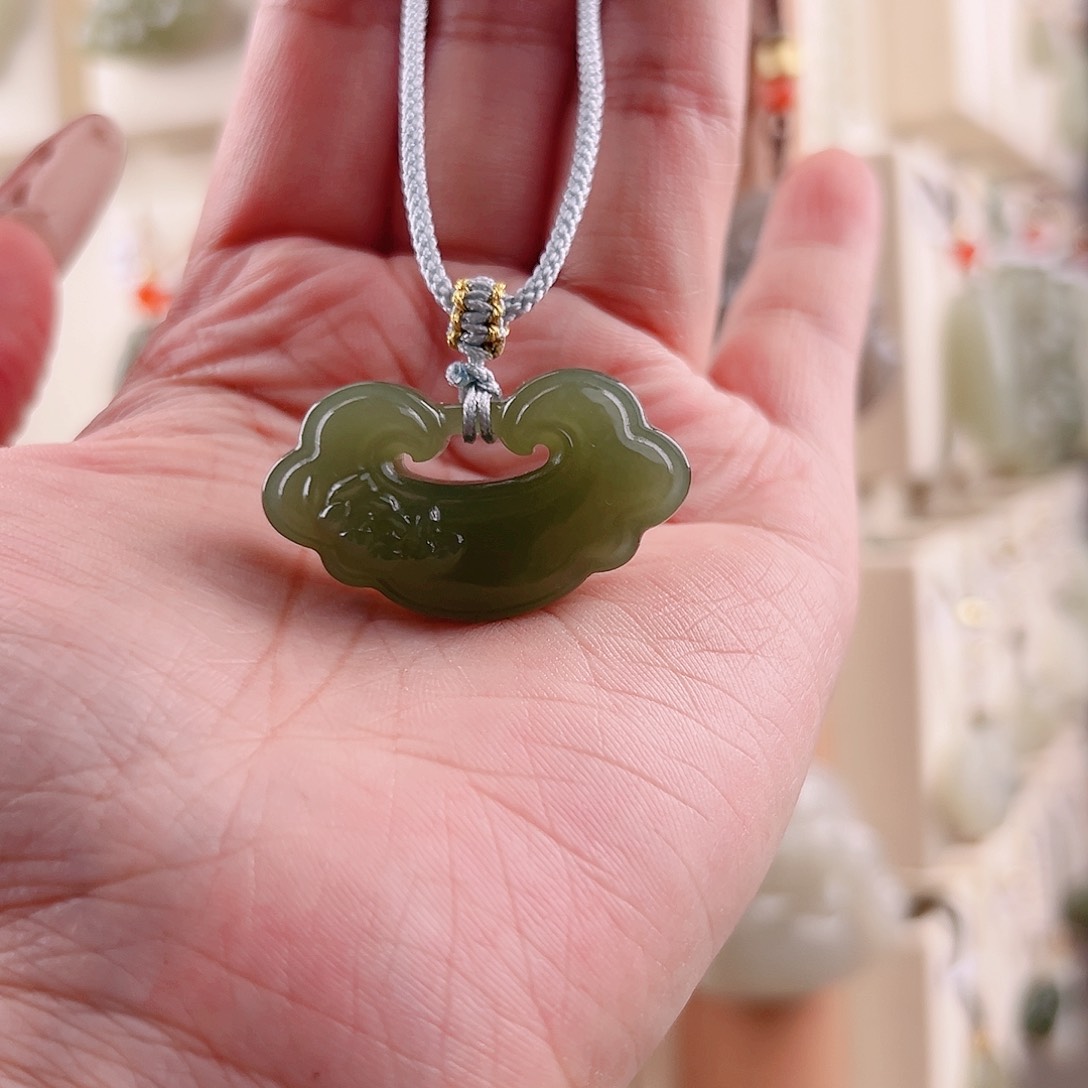 和田玉吊坠(不含链)未镶嵌紫**兰