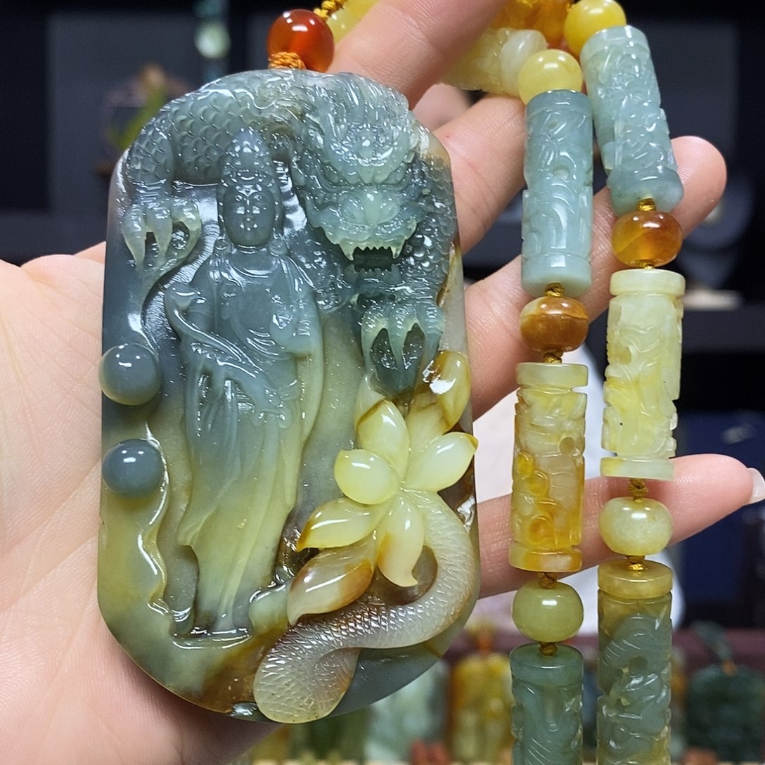 未镶嵌岫玉挂件吊坠