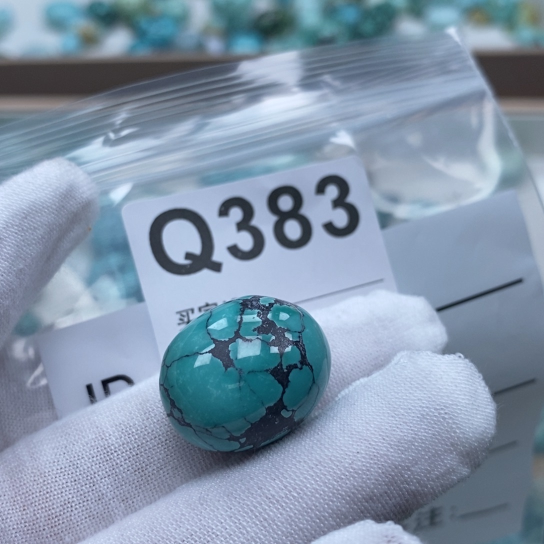 ****赞绿松石未镶嵌珠宝奇石