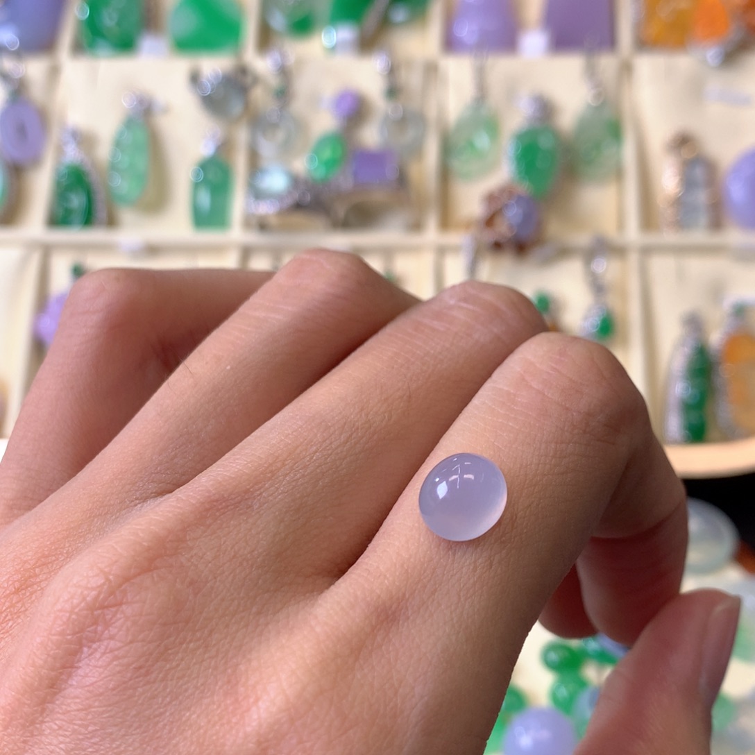 翡翠颈饰未镶嵌裸石