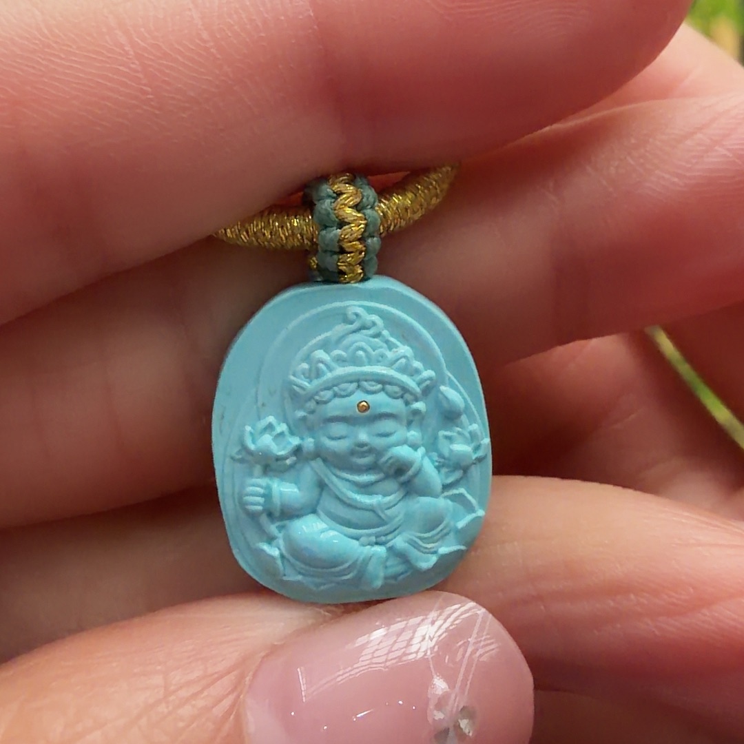 绿松石未镶嵌颈饰