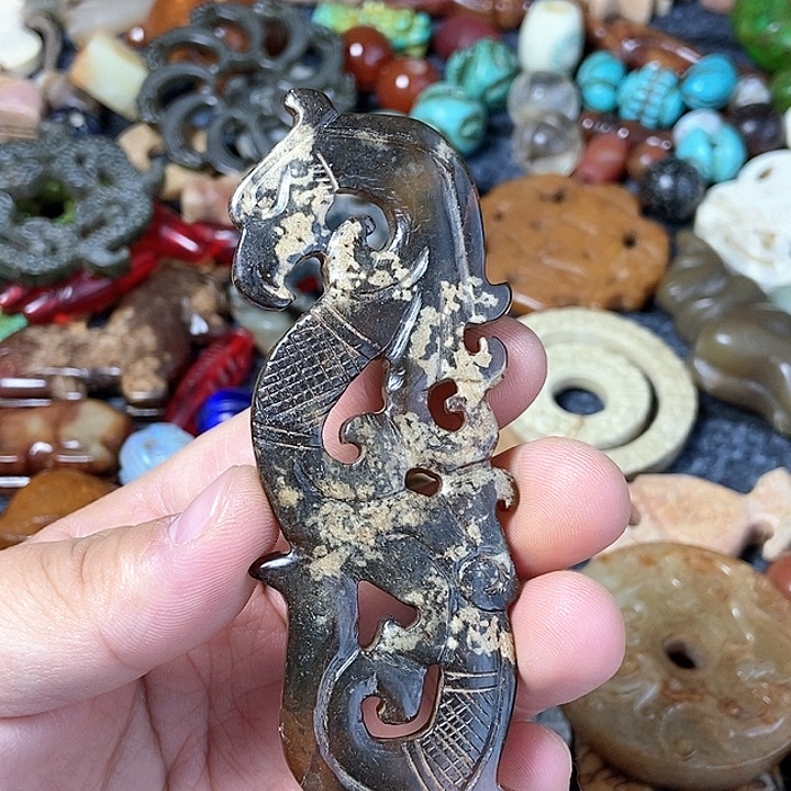 和田玉未镶嵌颈饰33