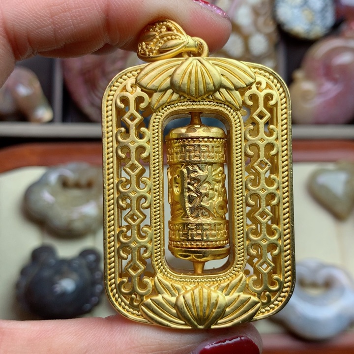 硅化珊瑚（珊瑚玉）颈饰未镶嵌