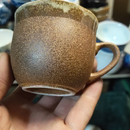 碗严**妈瓷器活动的人了