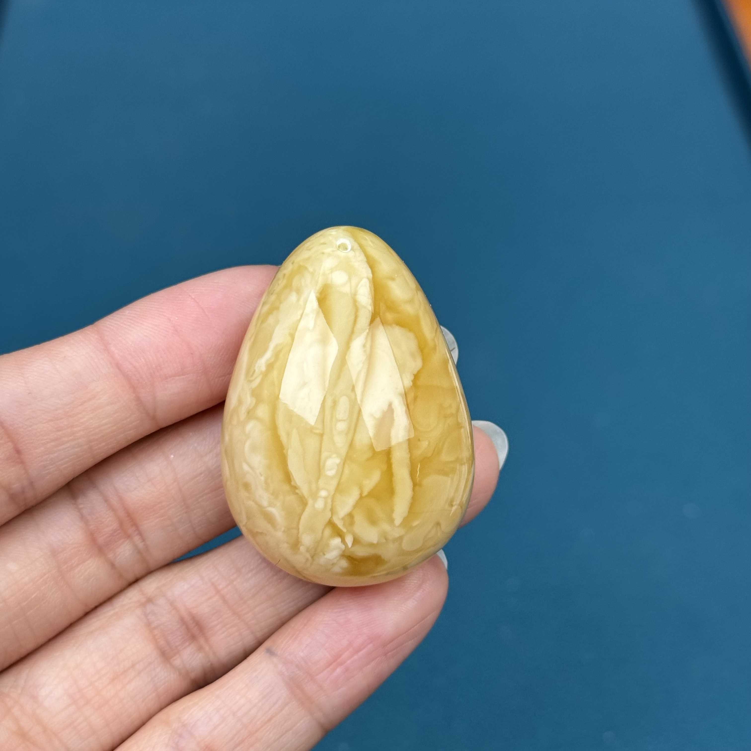 Y2182天然原矿蜜蜡 鸡油黄妖花水滴牌 29*41*16mm抖音基地质检发