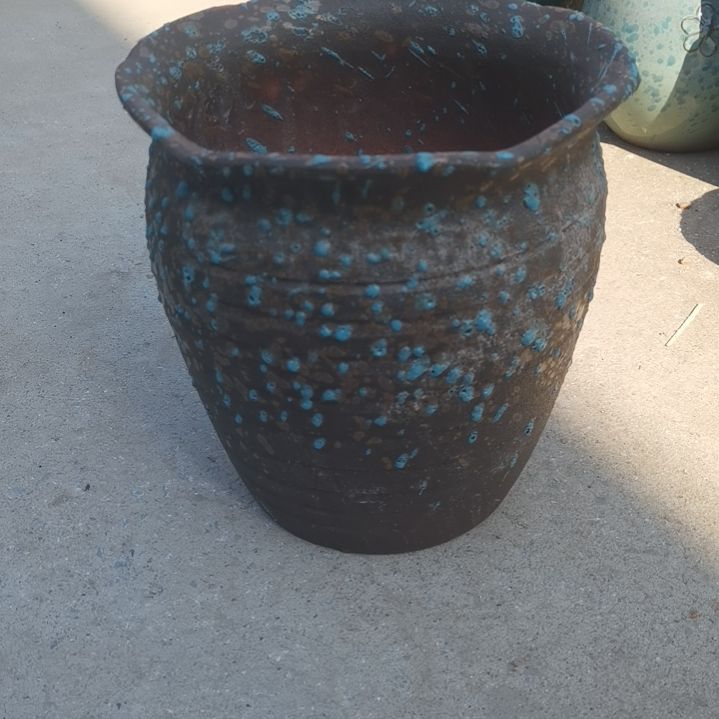 红陶口25高25瑕疵