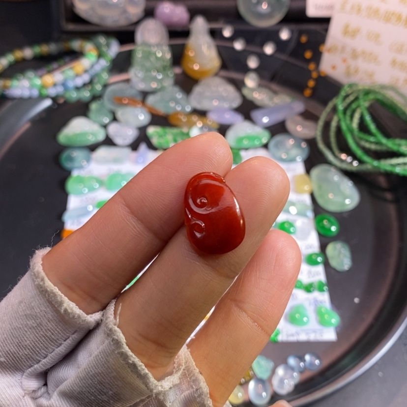 【闪购商品】翡翠挂件未镶嵌如意