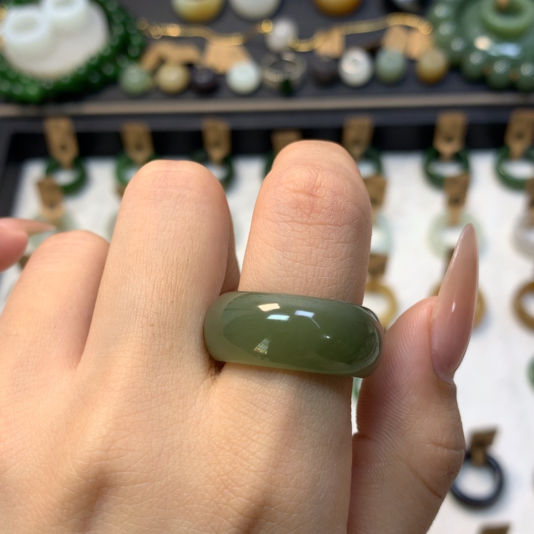 和田玉戒指未镶嵌