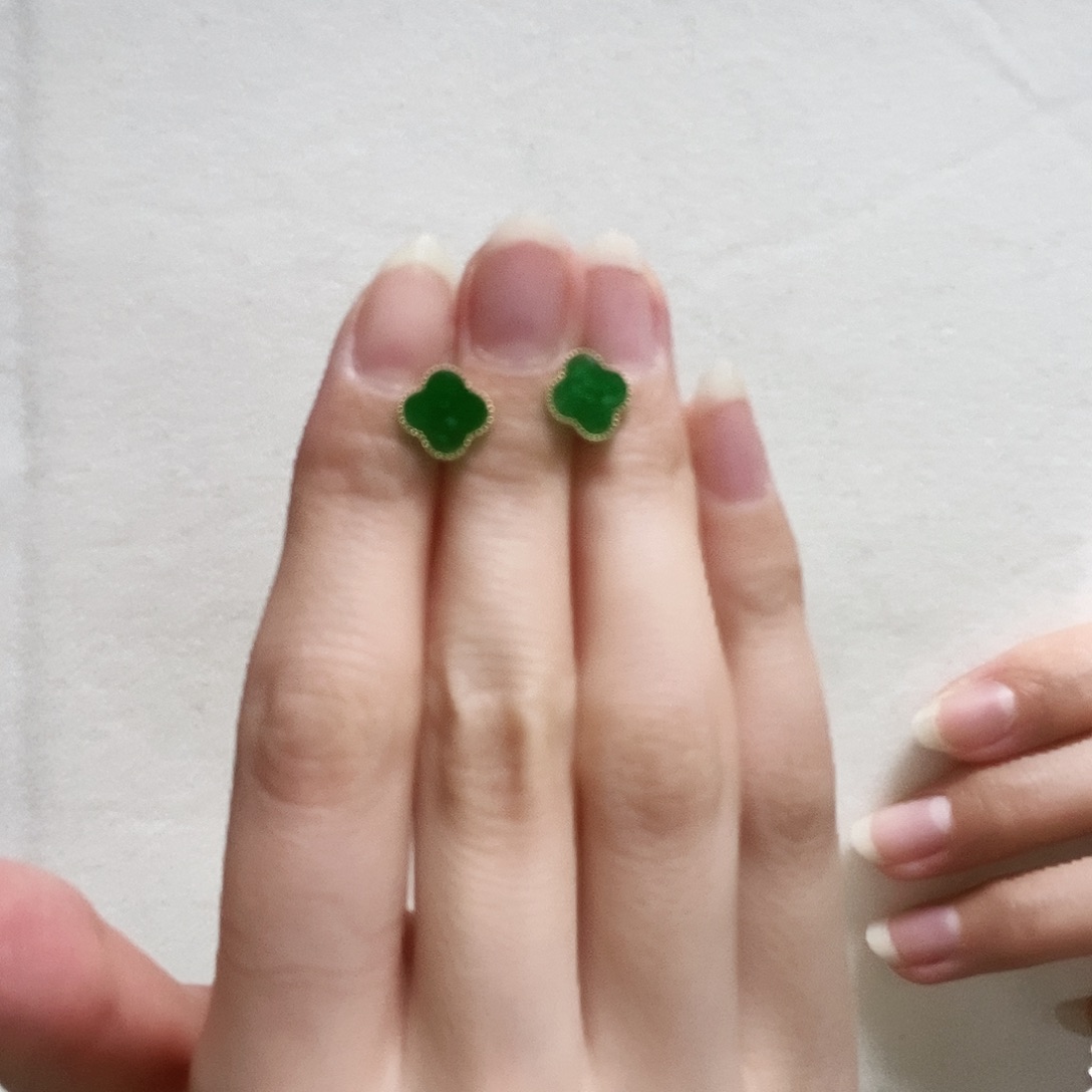 翡翠耳饰18K金镶嵌简单