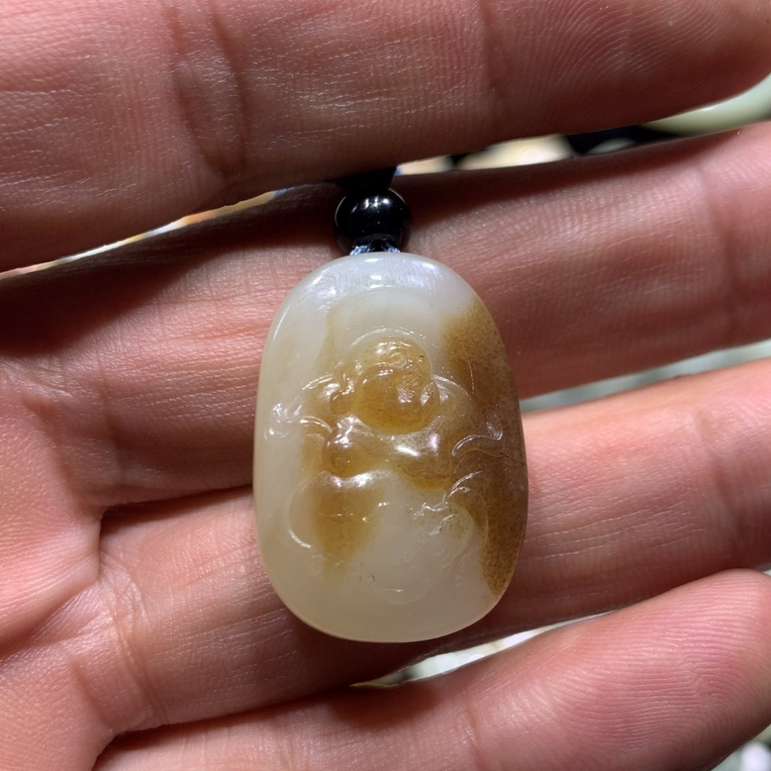 颈饰未镶嵌和田玉