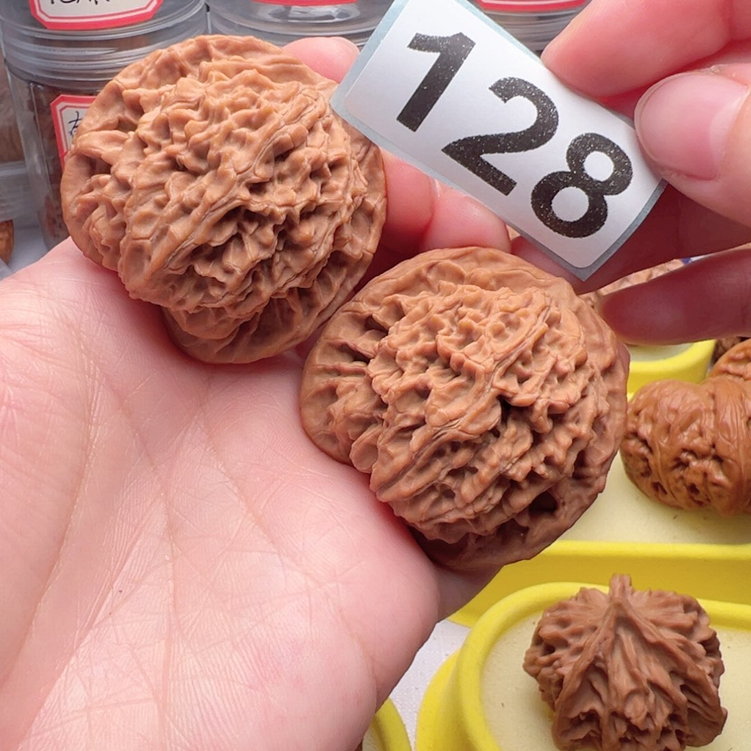 文玩核桃把件文玩128