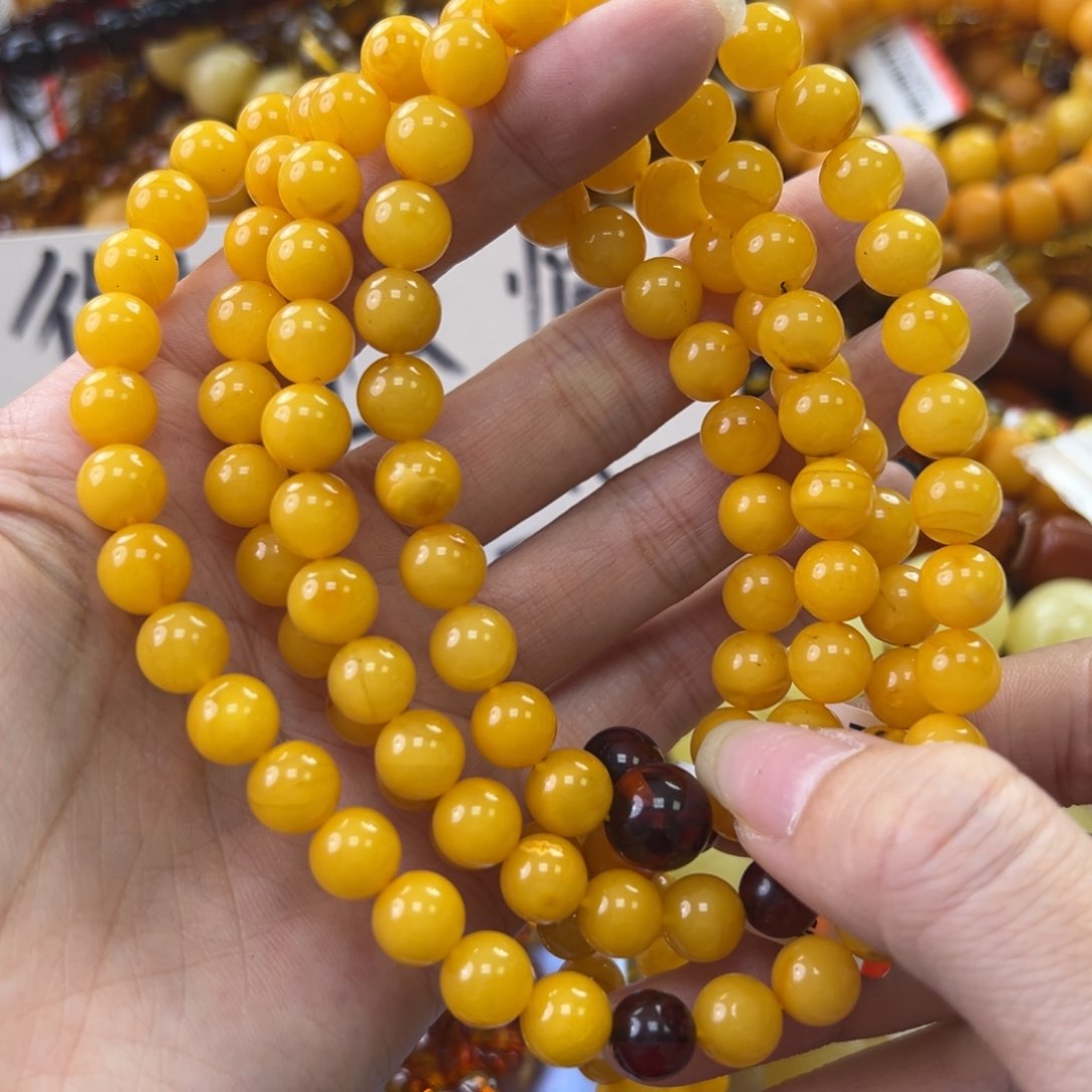 琥珀珠宝奇石未镶嵌