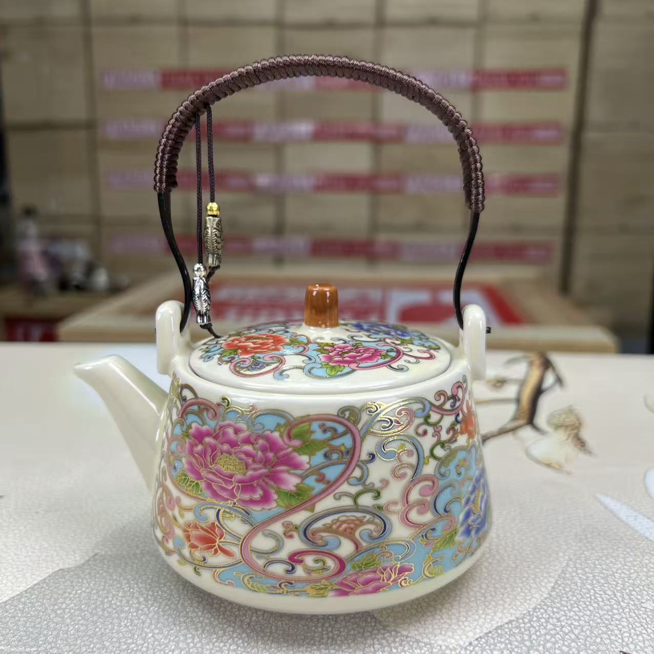 亮光金丝牡丹提梁壶-3138