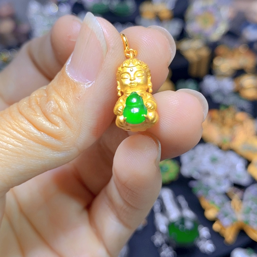 翡翠耳钉银S925镶嵌天然翡翠