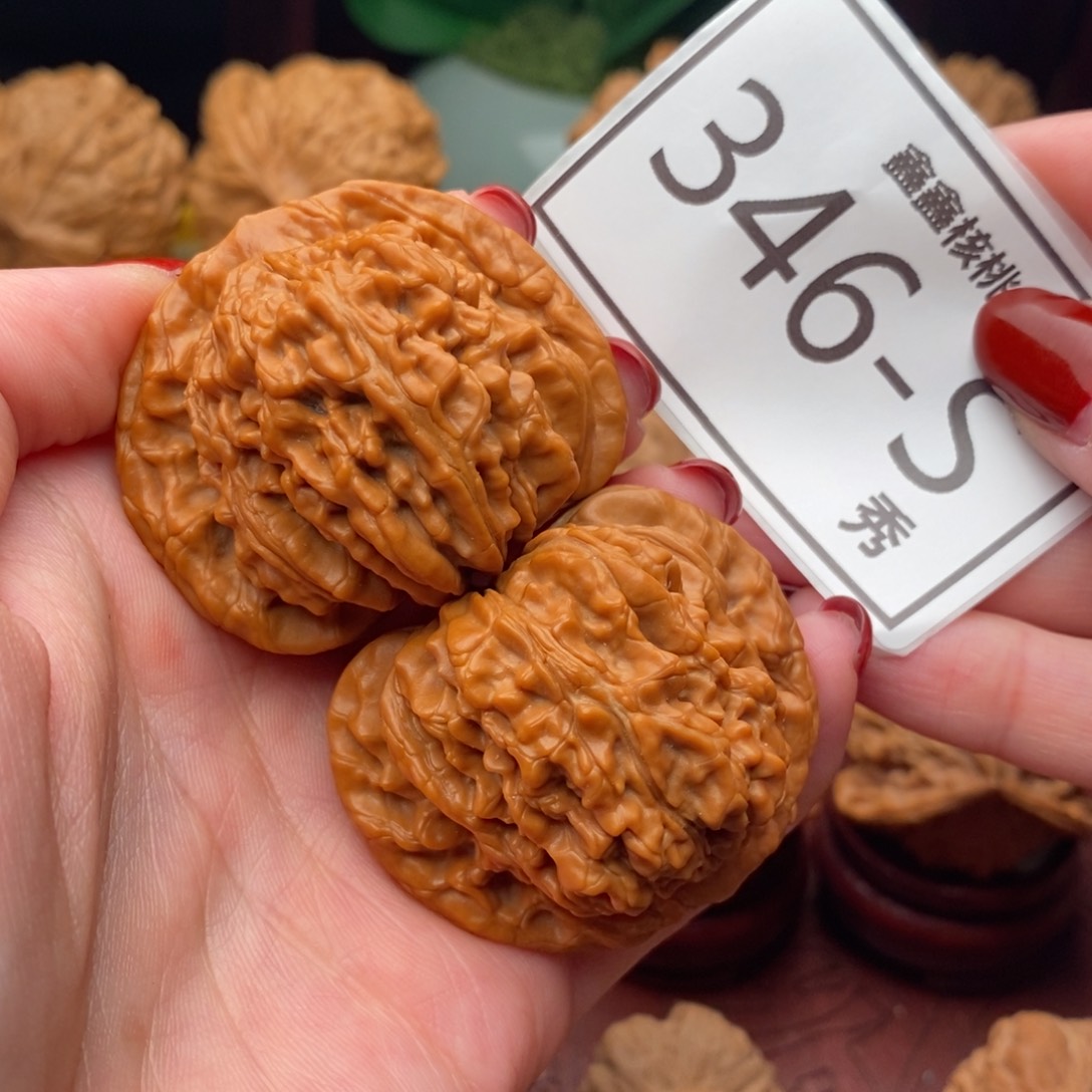 文玩核桃把件汉高楼45