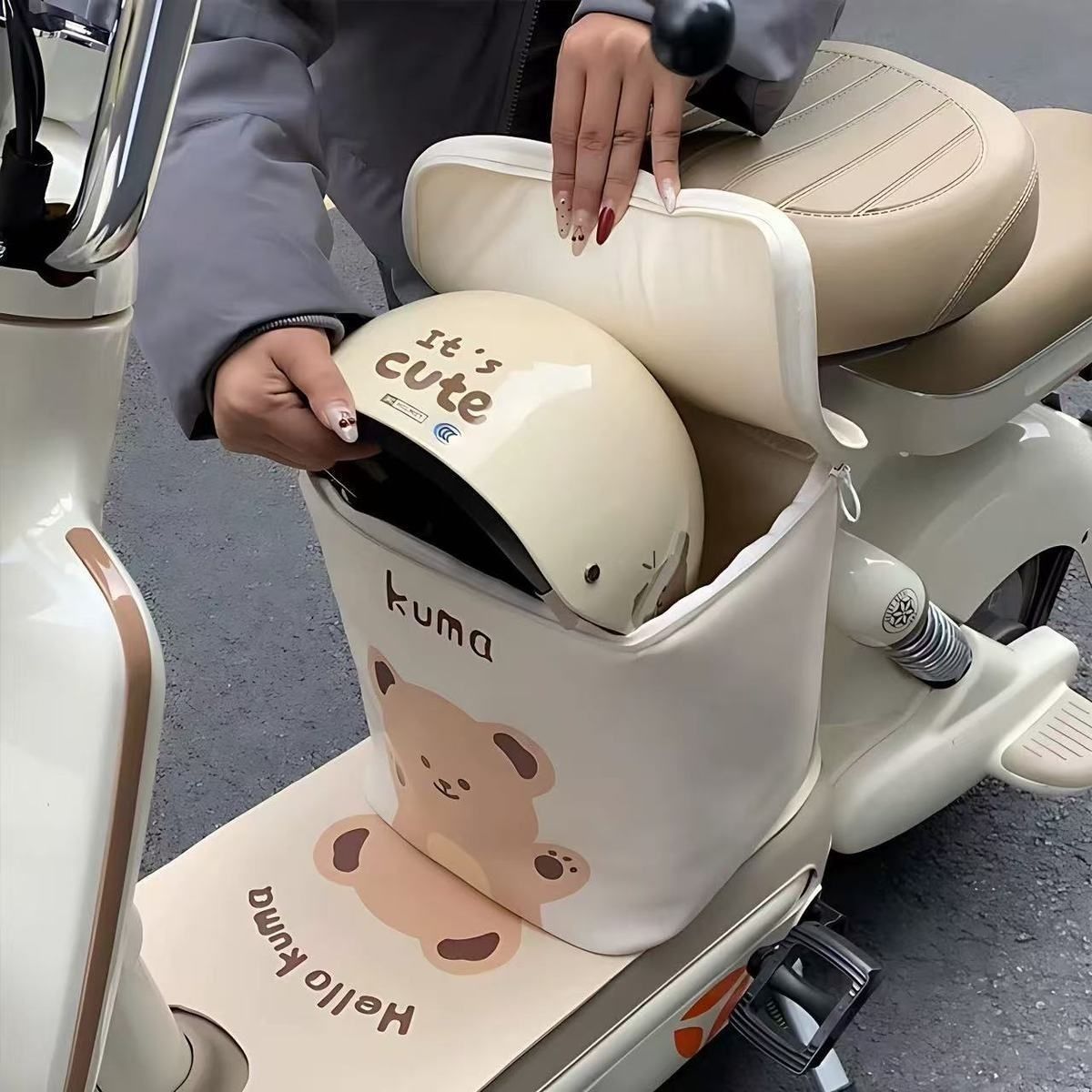 大容量车载储物箱防泼水电瓶车前置收纳挂带充电器手机雨伞收纳L