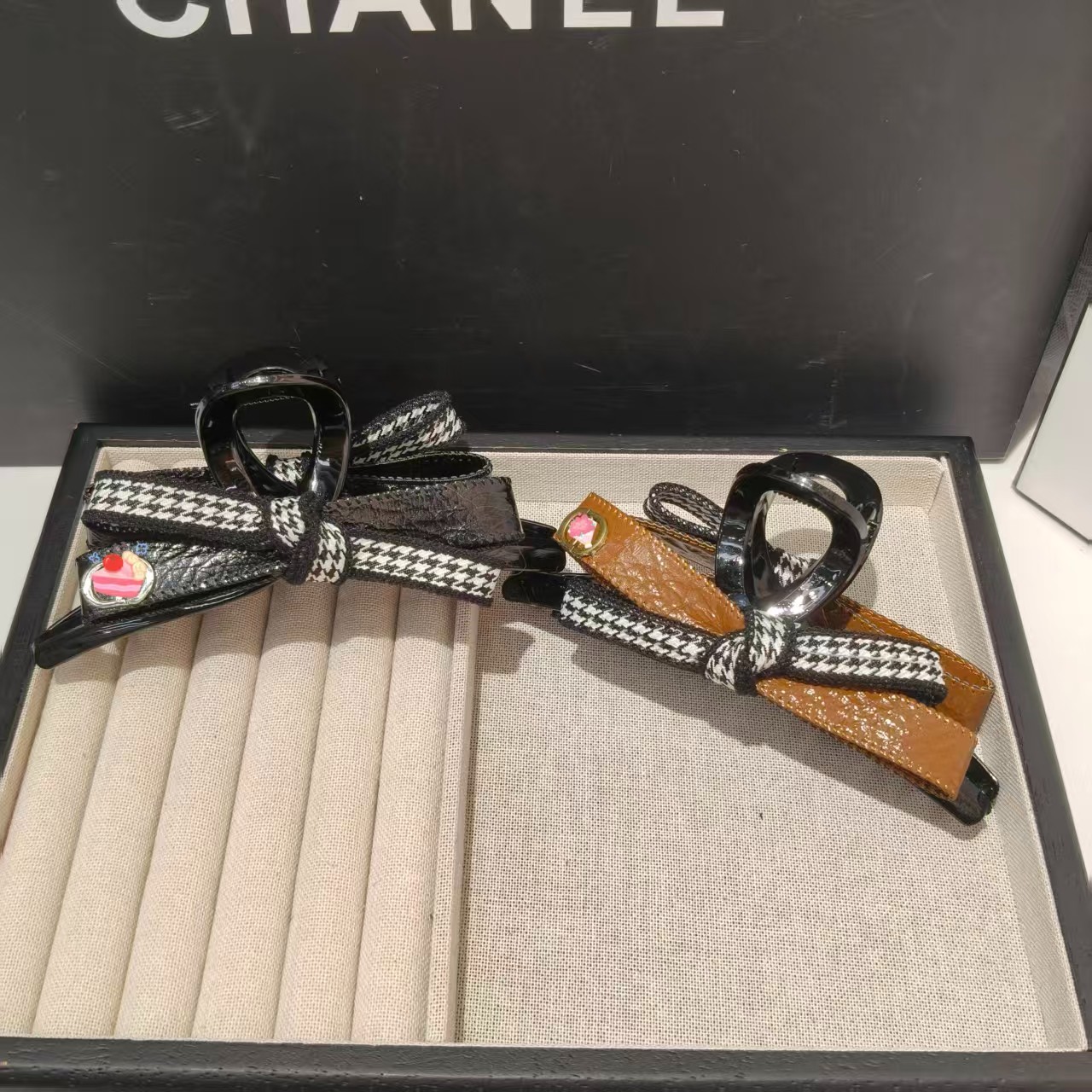 皮质千鸟格蝴蝶结抓夹