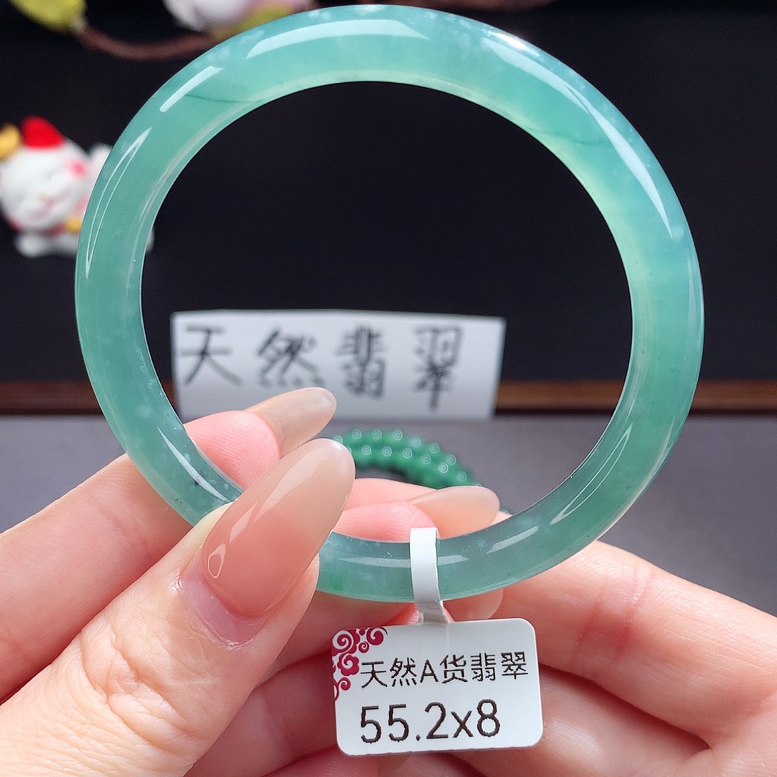 翡翠手镯（圆镯）未镶嵌