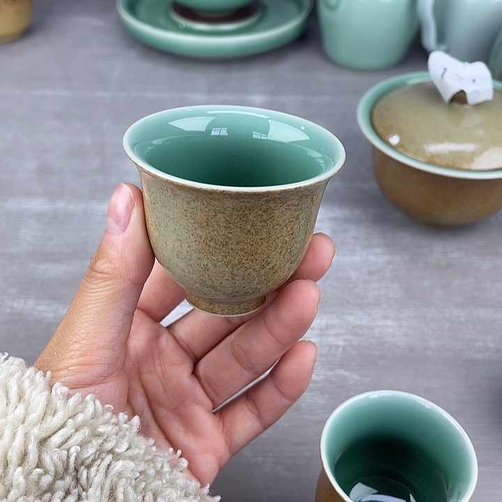 龙泉青瓷哈哈哈哈微微瑕