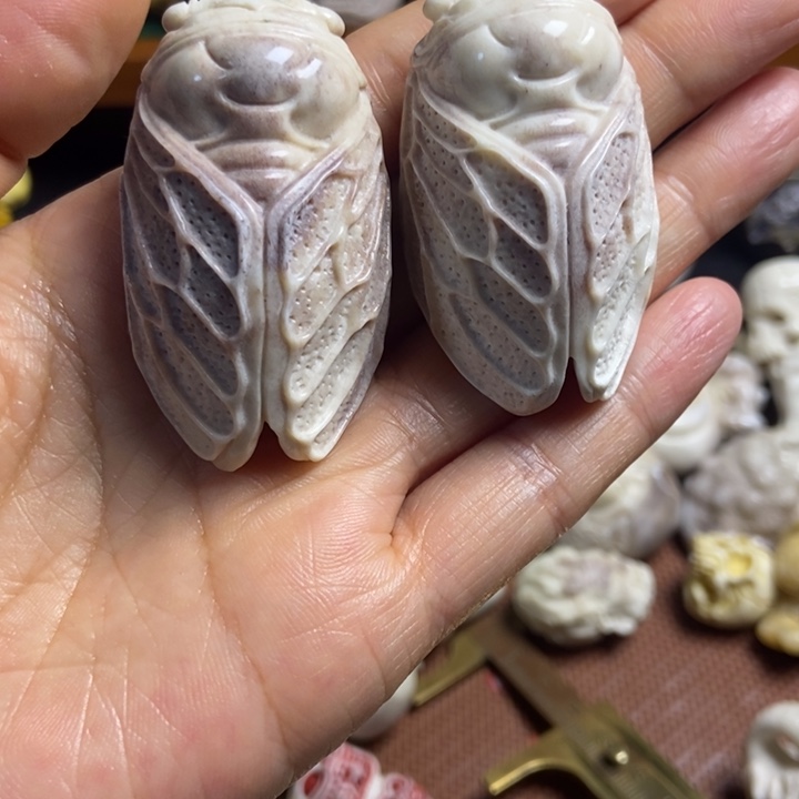 千***魄配饰鹿角雕刻一对出