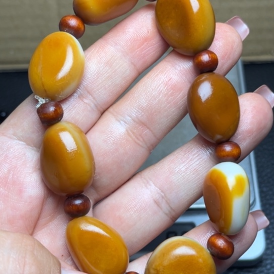 未镶嵌和田玉（糖玉）珠宝奇石
