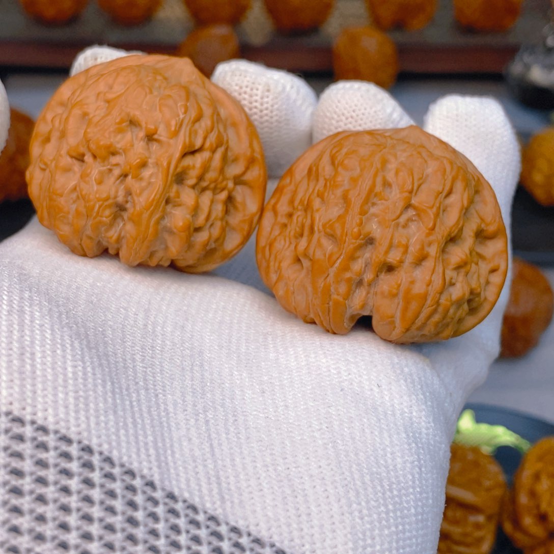 文玩核桃吊坠毕业级 41 平谷凹底