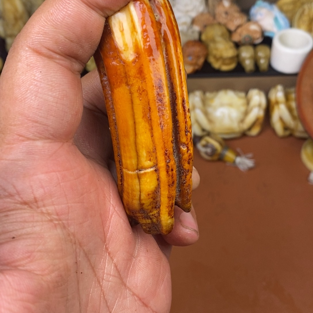 其他驼骨人工忙着