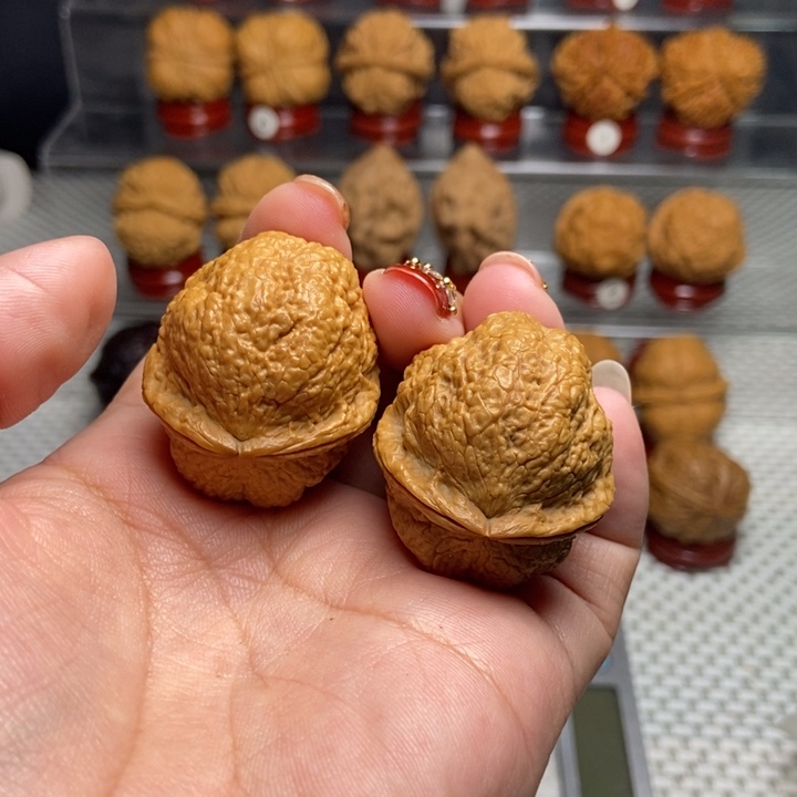 文玩核桃把件呱呱来财48