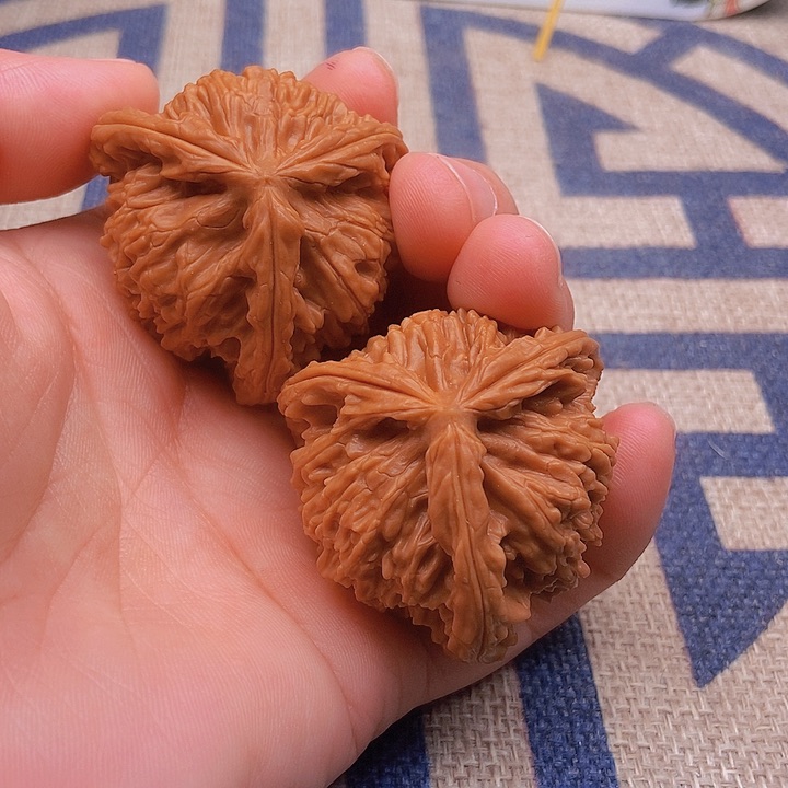 吊坠文玩核桃洛*三棱