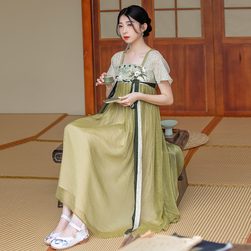 2024夏季清新甜美风成人小个子大码改良汉服斜肩短袖A字长裙聚酯