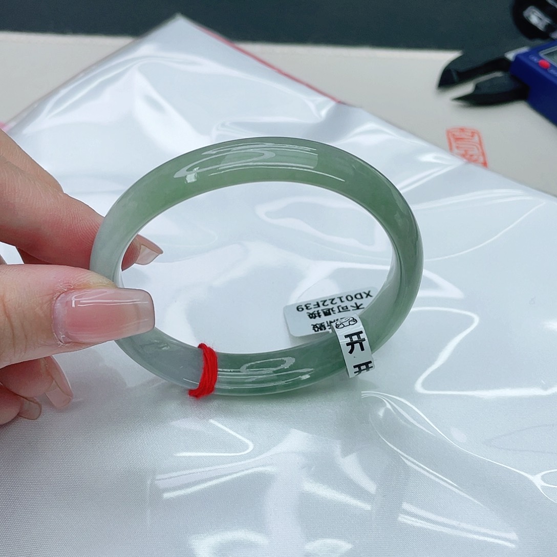 翡翠手镯未镶嵌贵妃58