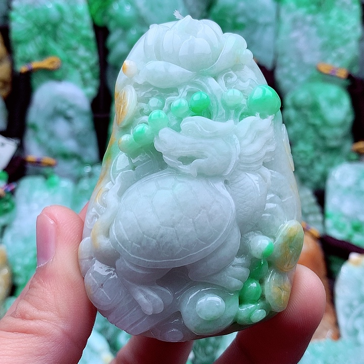 翡翠吊坠(不含链)未镶嵌