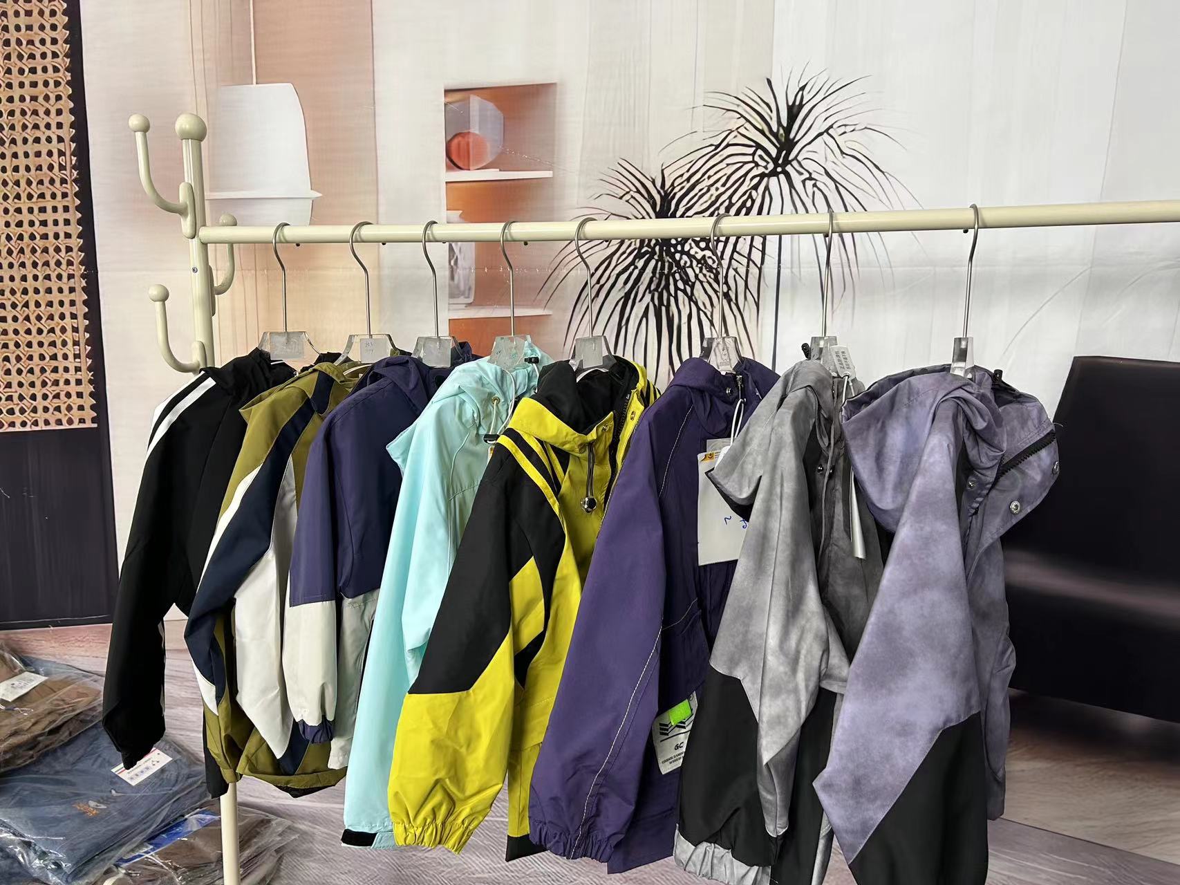 【030-039-360-369】2025年儿童秋冬外套