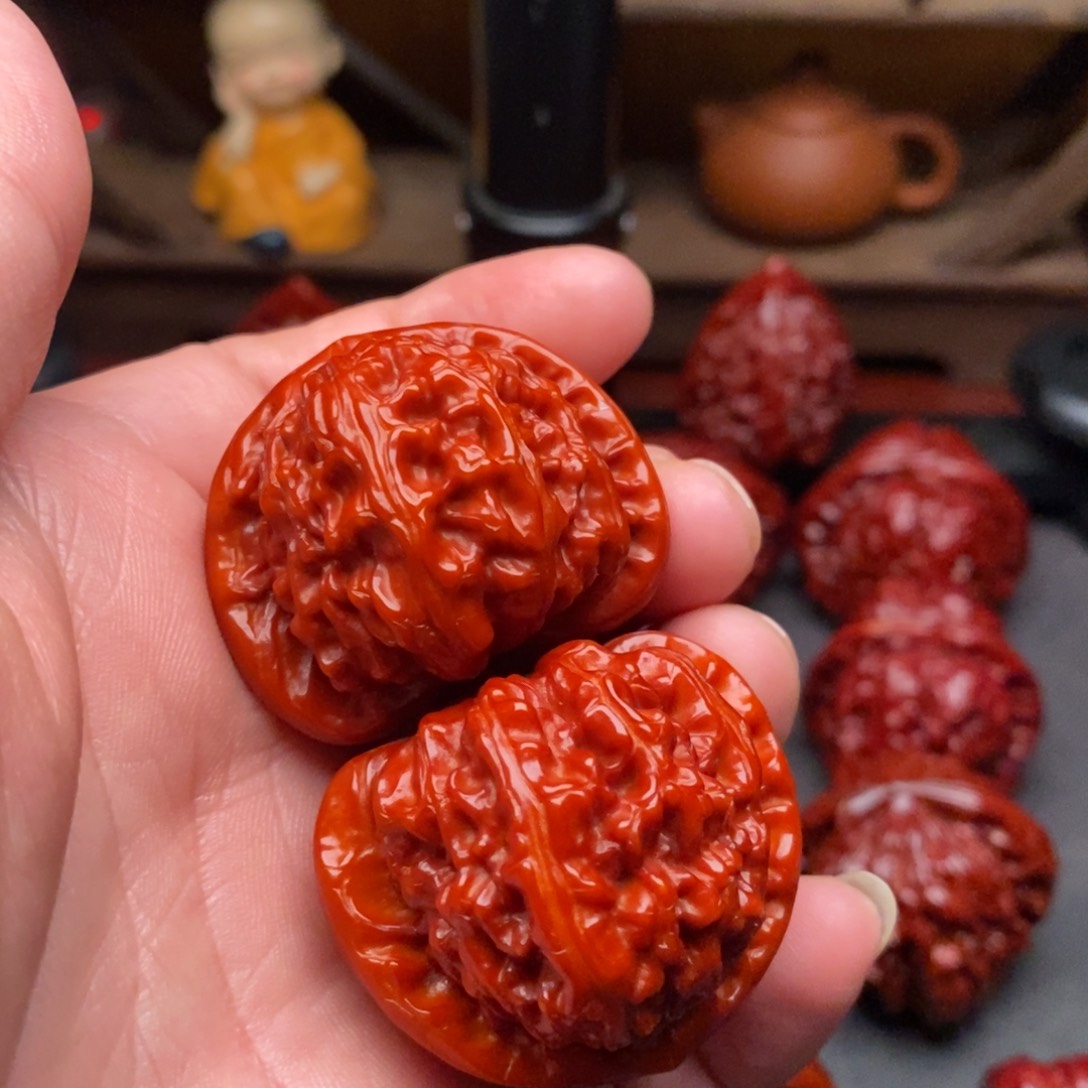 吊坠文玩核桃38白狮子磕碰