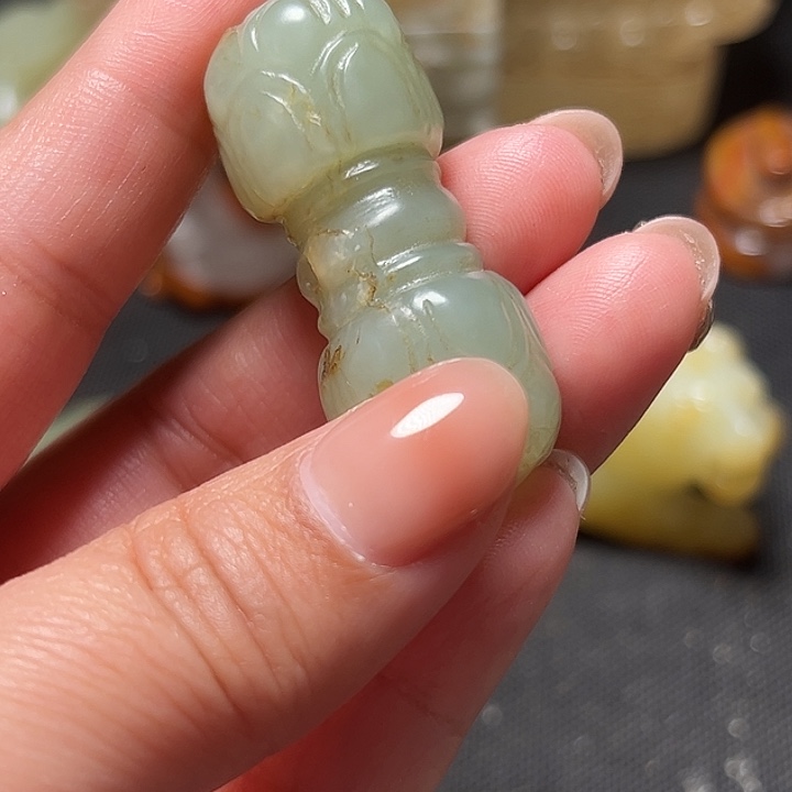 s***m玛瑙/玉髓合金颈饰