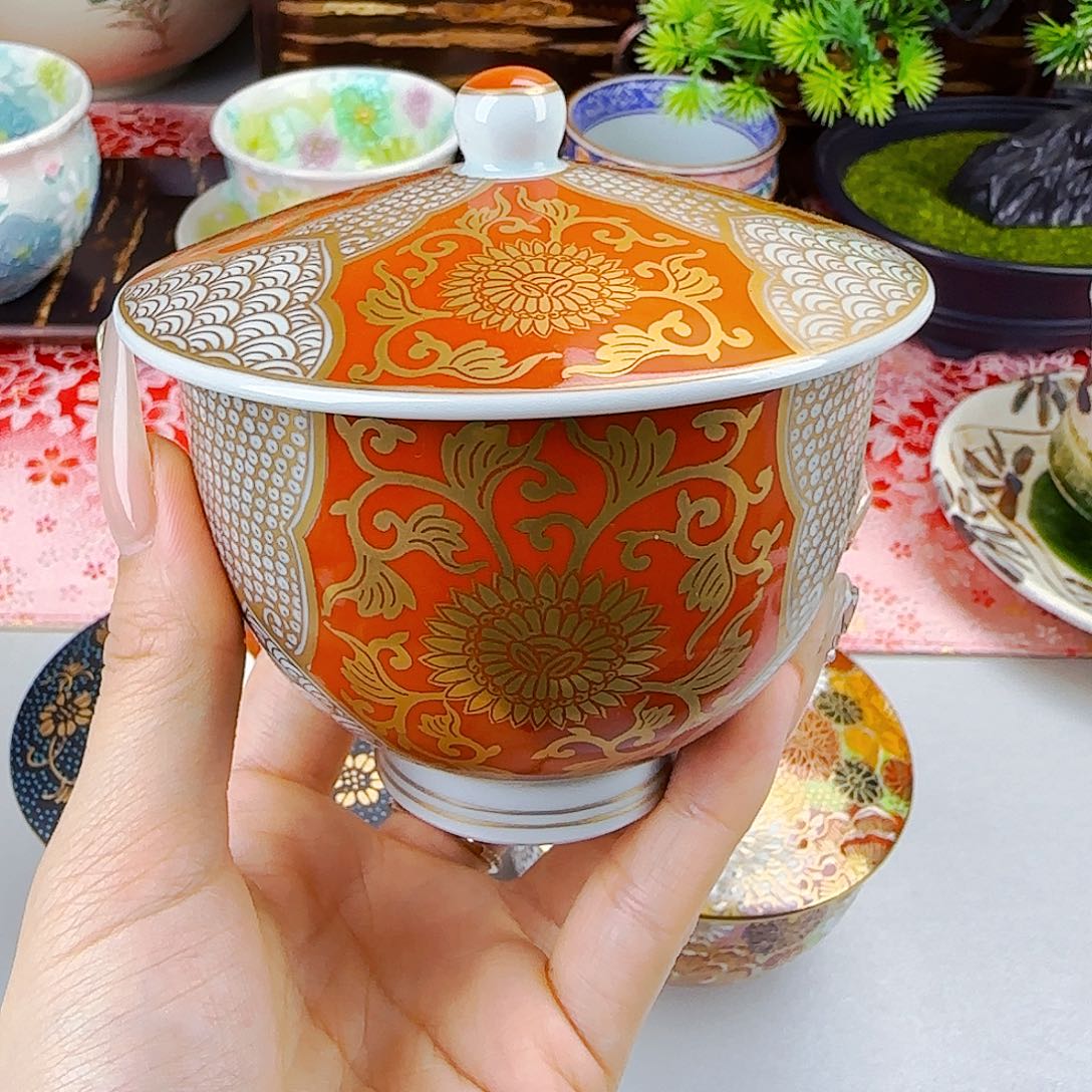 他家茶具瓷器真美！