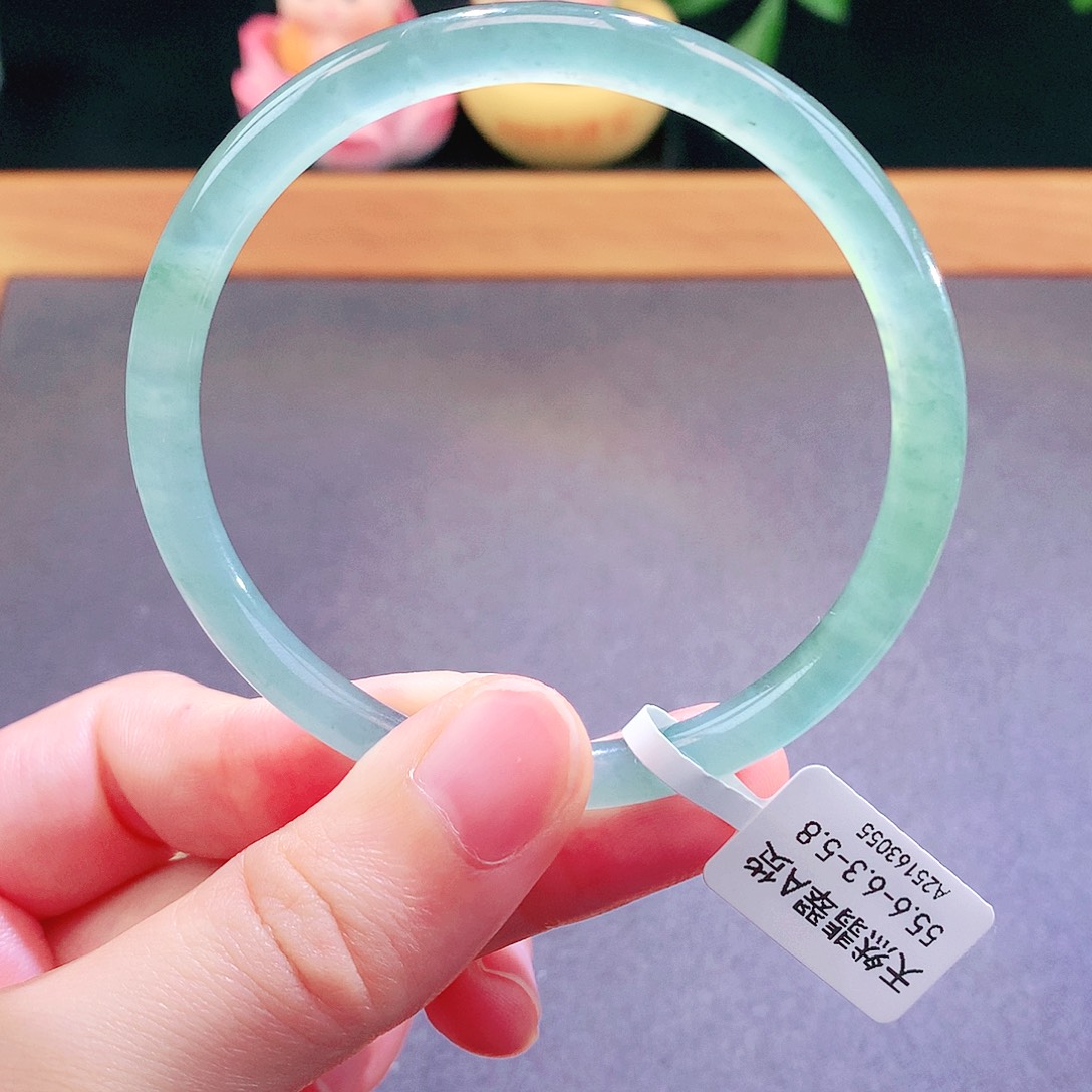 翡翠未镶嵌手镯天然翡翠