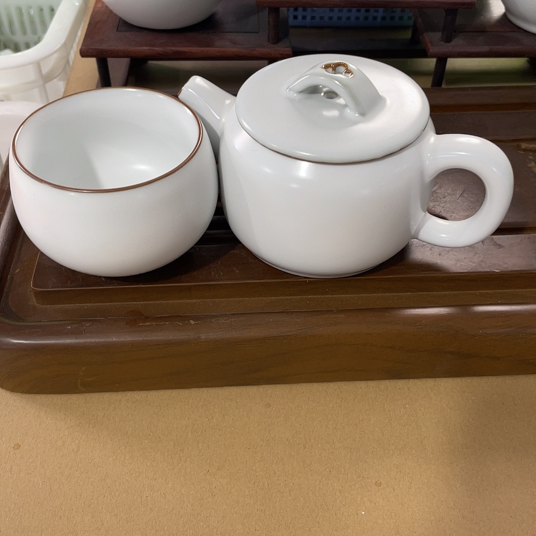 瓷片清仓库，小微瑕。