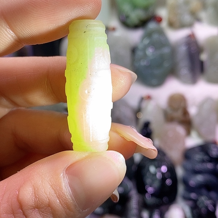 和田玉未镶嵌边角料