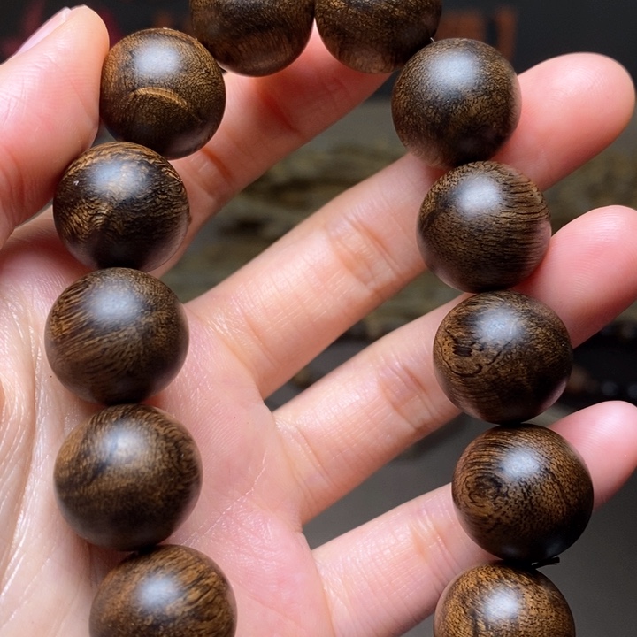 沉香手串越南芽庄黄棋瘤疤1.6