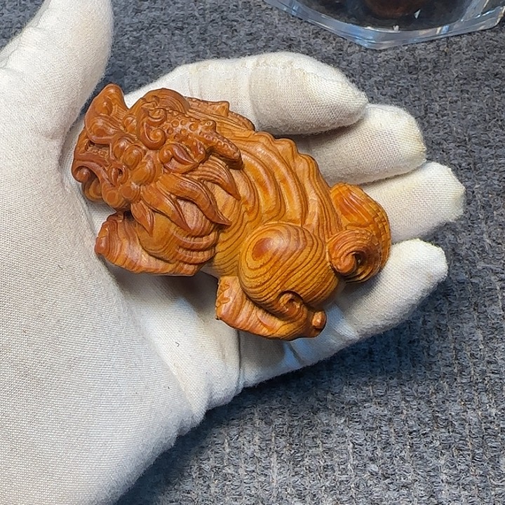 L***L柏木（崖柏）全陈化老料把件串