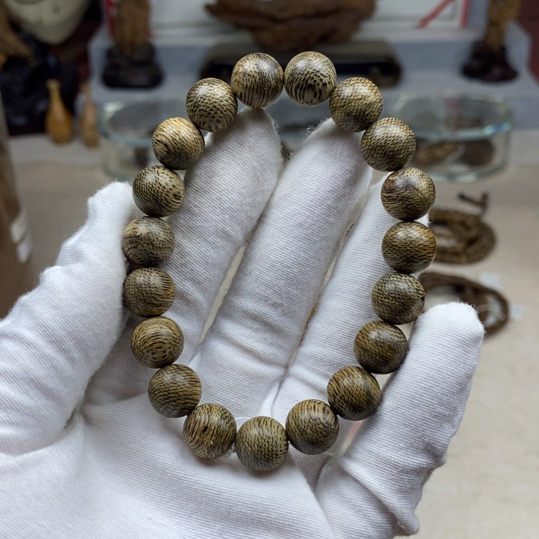 沉香手串文莱 11单 10.6克 随机发货