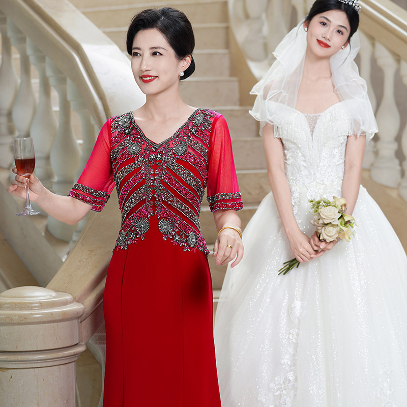 5978高端贵气结婚妈妈婚宴礼服重工高级感轻奢演出主持宴会晚礼服