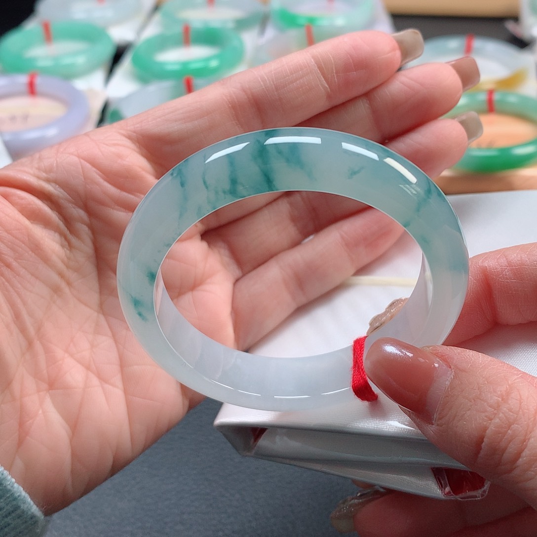 翡翠手镯未镶嵌10号