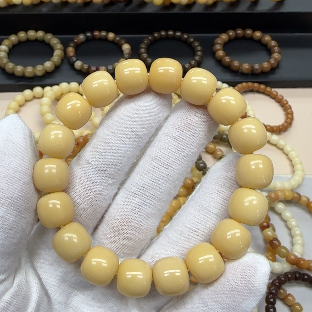 手串菩提根/象牙果12*13 鬼工 8-10年