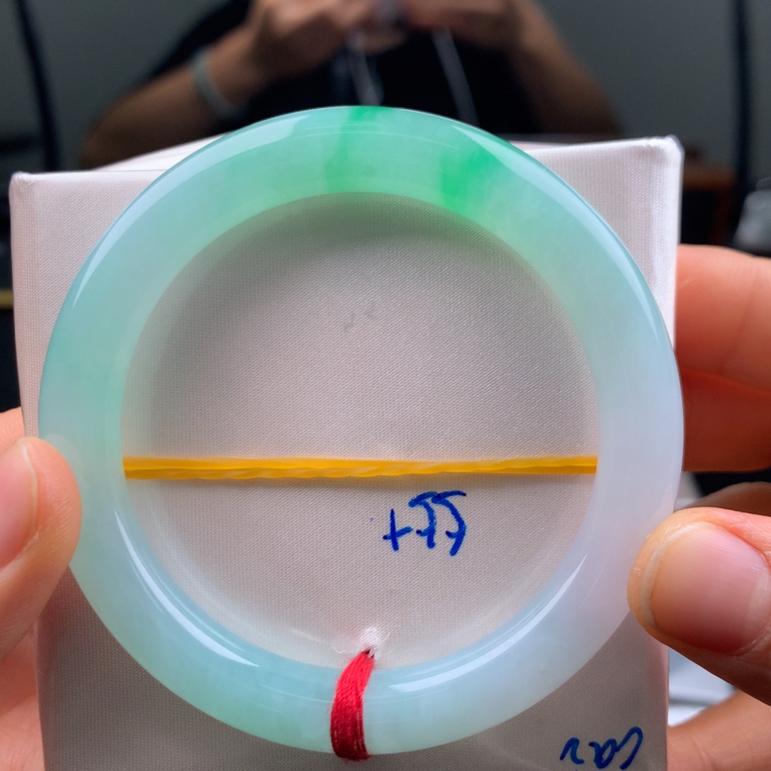翡翠未镶嵌手镯冰