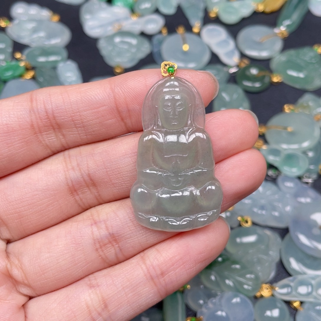 翡翠颈饰18K金镶嵌观音